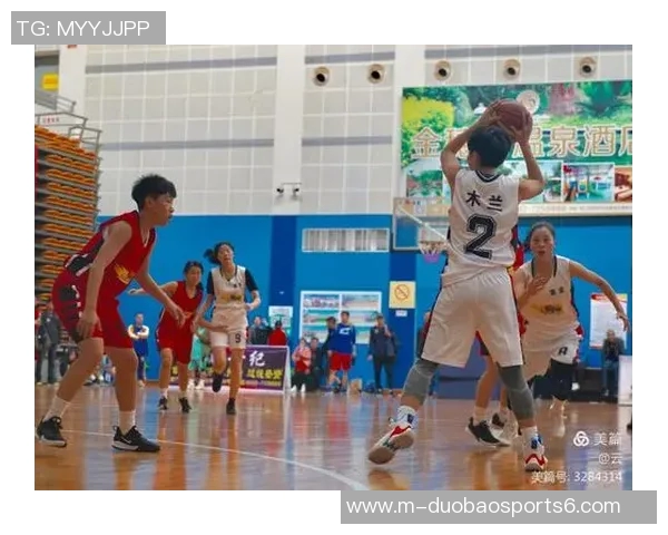 小罗足球鞋的魅力与科技结合让你在球场上尽显风采